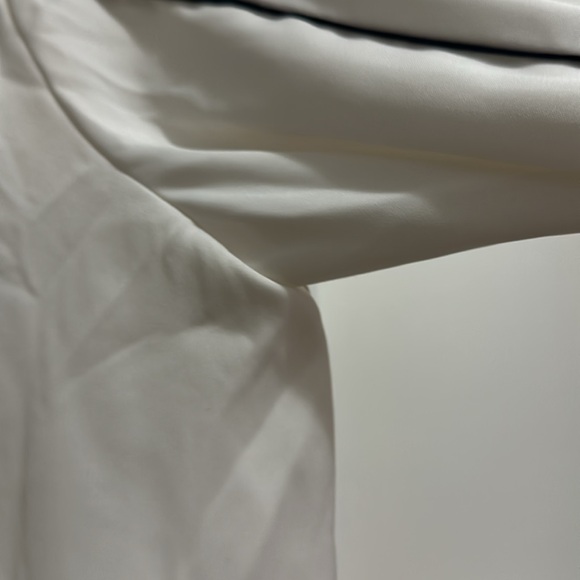 100% Poly Ann Taylor button down holiday blouse. Front bow - Picture 4 of 10